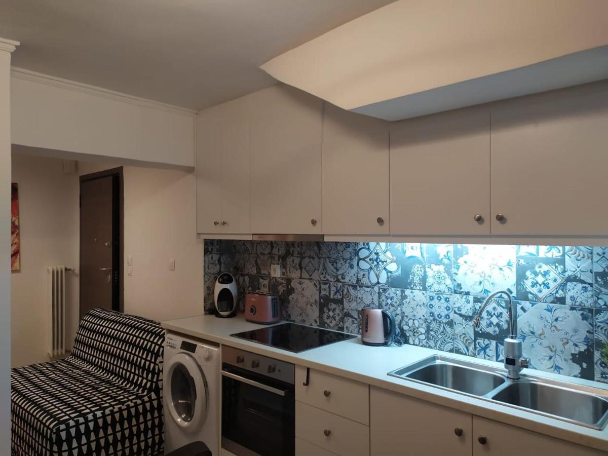Stylish, Comfortable, Basement Loft-Like Apartment With Amenities Αθήνα Εξωτερικό φωτογραφία