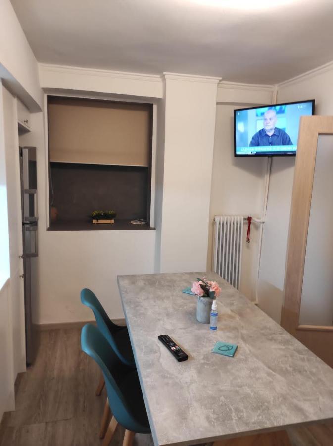 Stylish, Comfortable, Basement Loft-Like Apartment With Amenities Αθήνα Εξωτερικό φωτογραφία