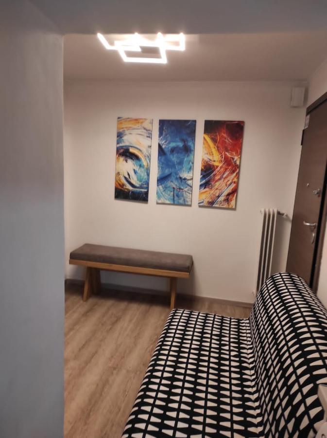 Stylish, Comfortable, Basement Loft-Like Apartment With Amenities Αθήνα Εξωτερικό φωτογραφία